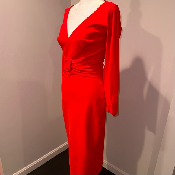 Chiara Boni Red Plunging Neckline Long Sleeve Fitted Dress - Picture 3 of 4